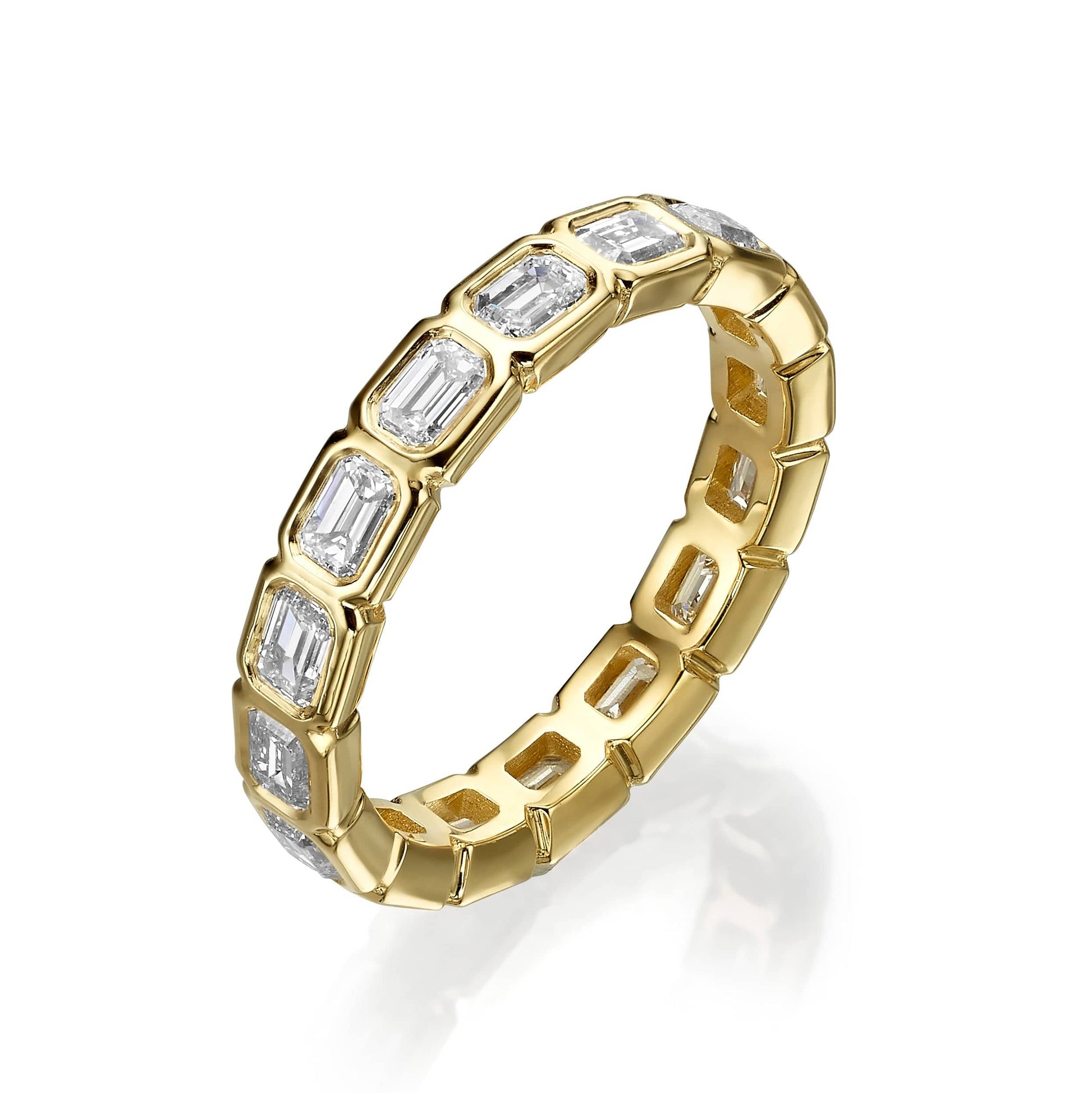 2ct Emerald cut diamond eternity ring in yellow gold