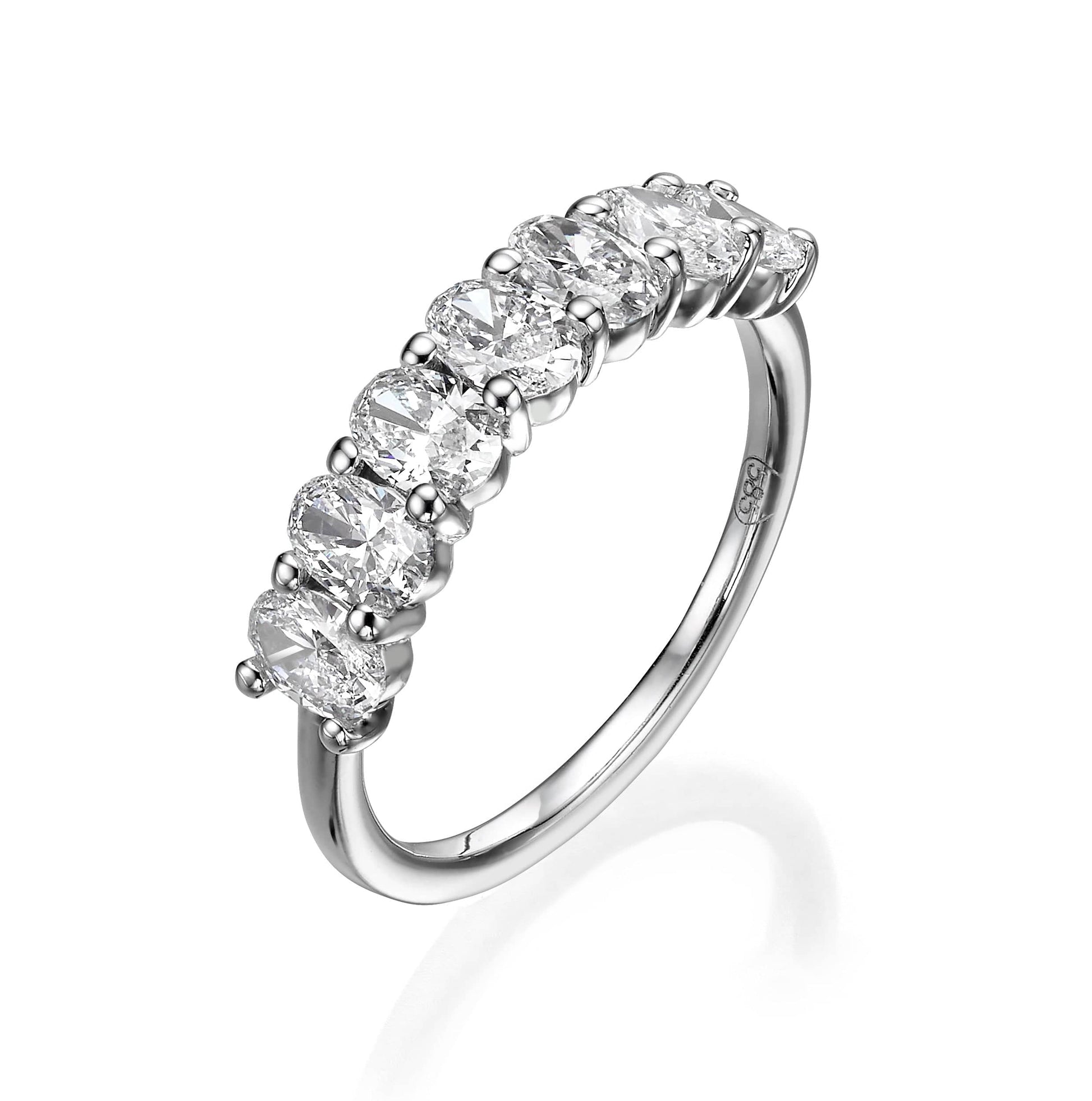 7-stone oval lab grown diamond wedding band