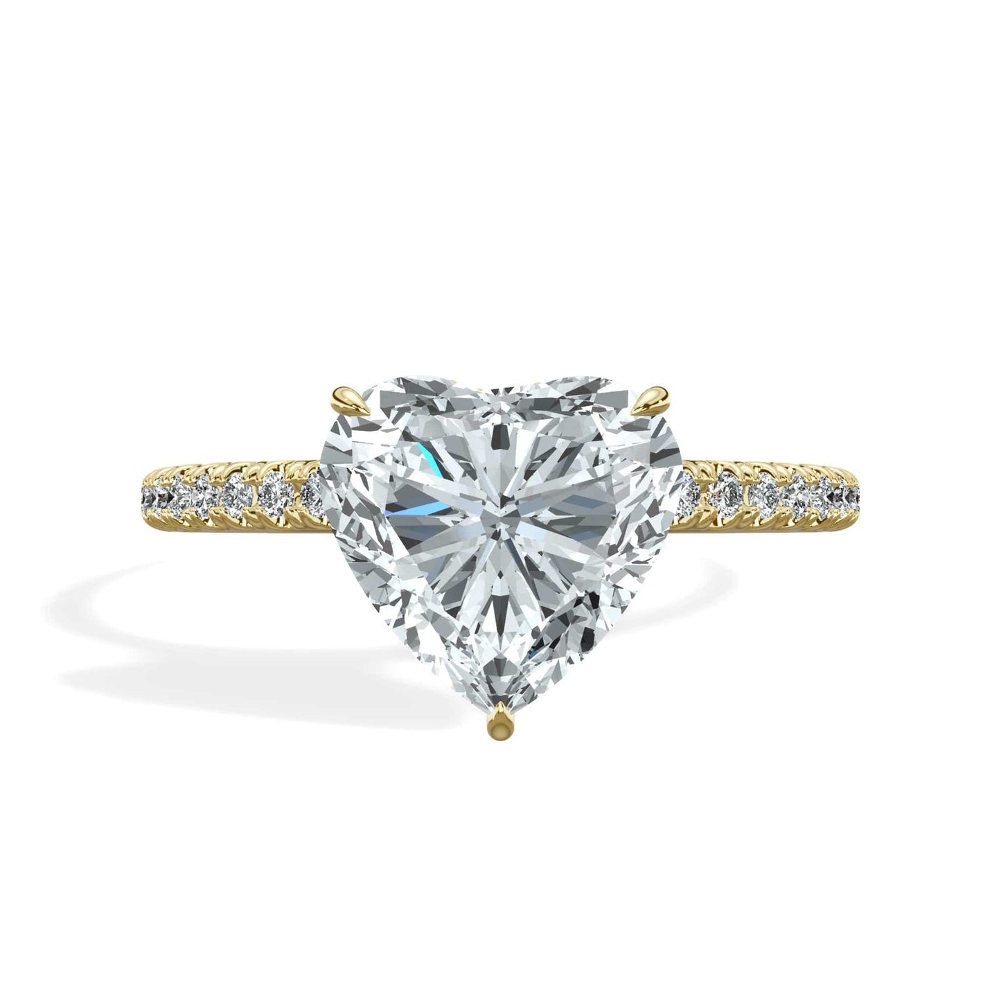 Heart diamond ring in yellow gold