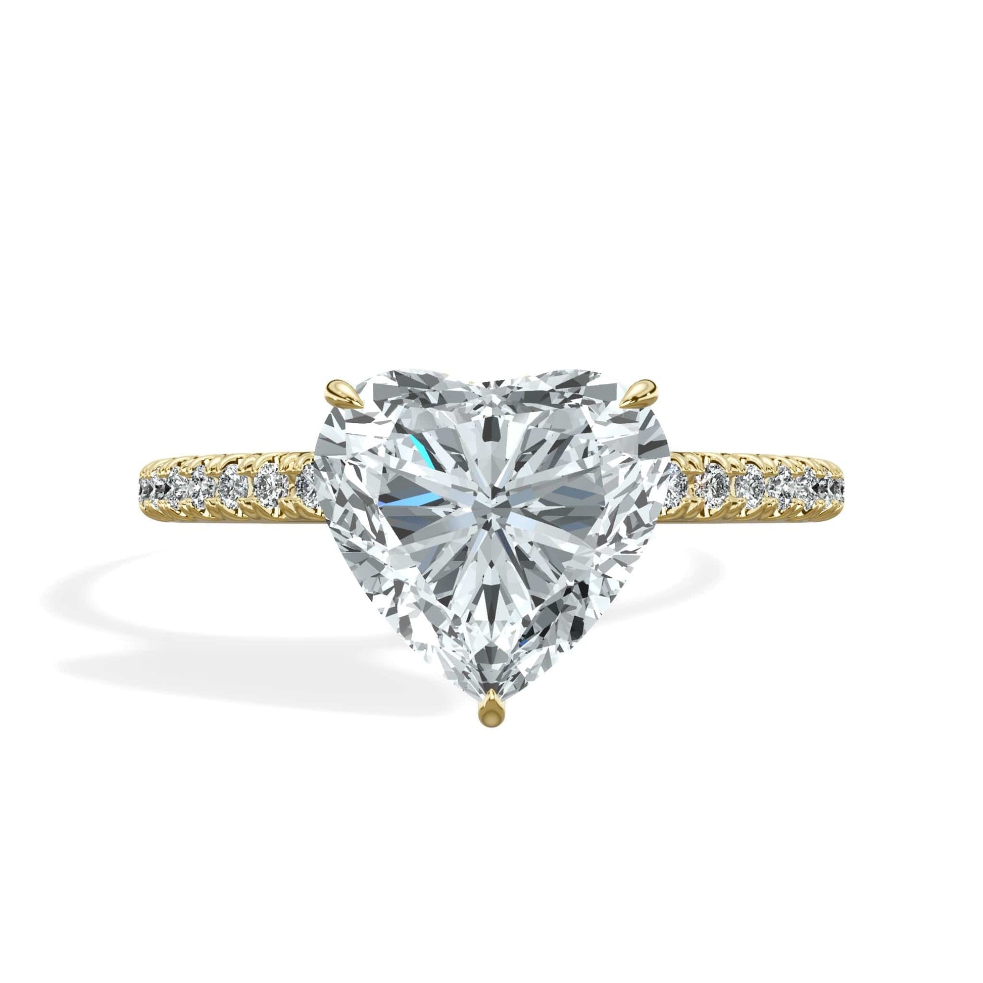 Heart diamond ring in yellow gold