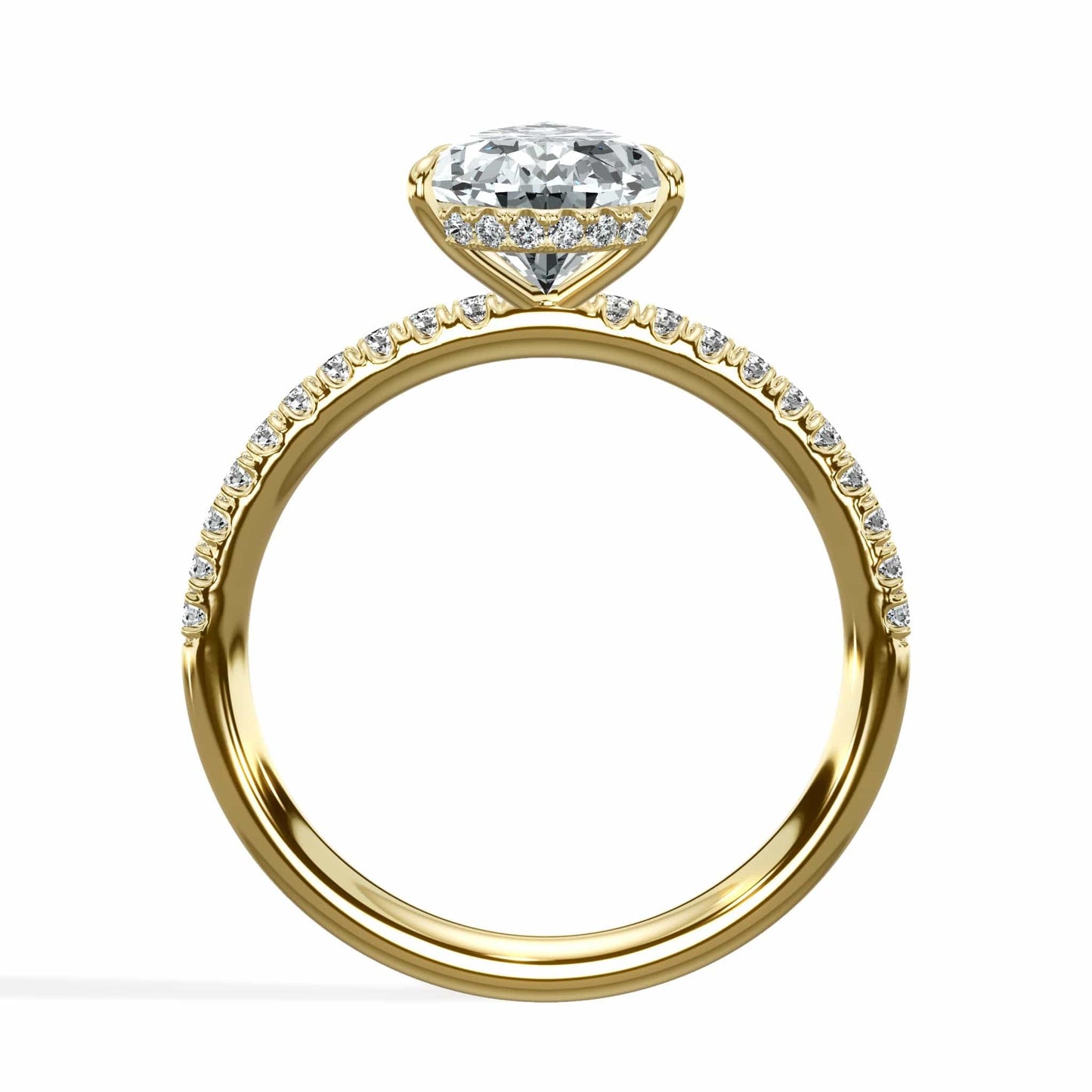 Pear diamond ring in yellow gold