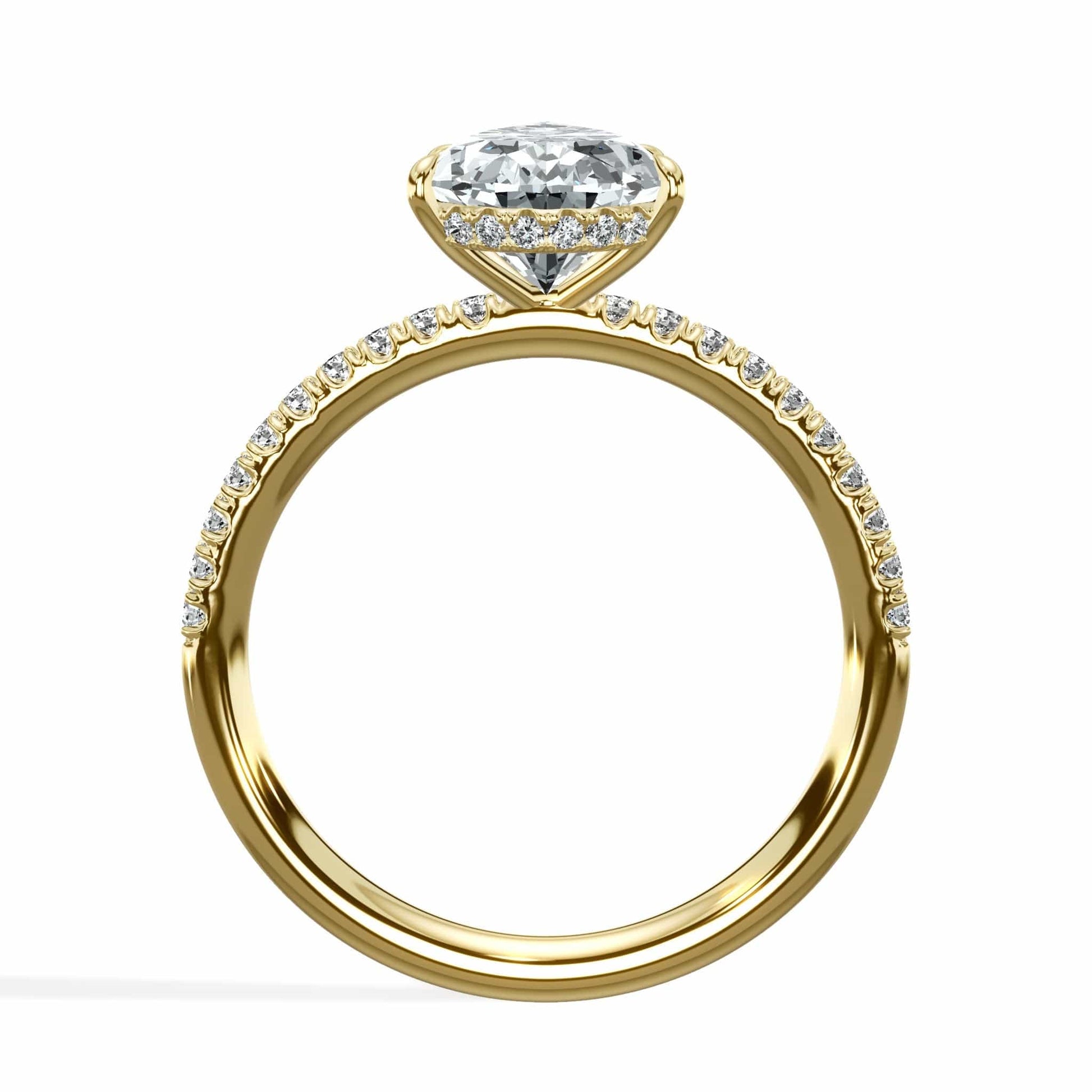 Pear diamond ring in yellow gold