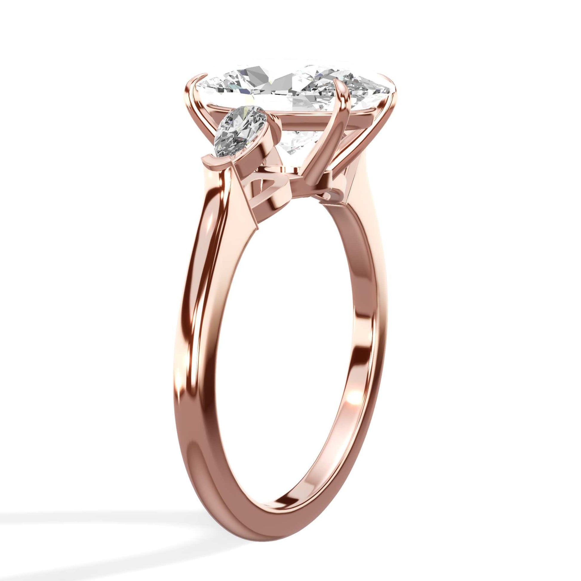 Oval diamond ring in rose gold
