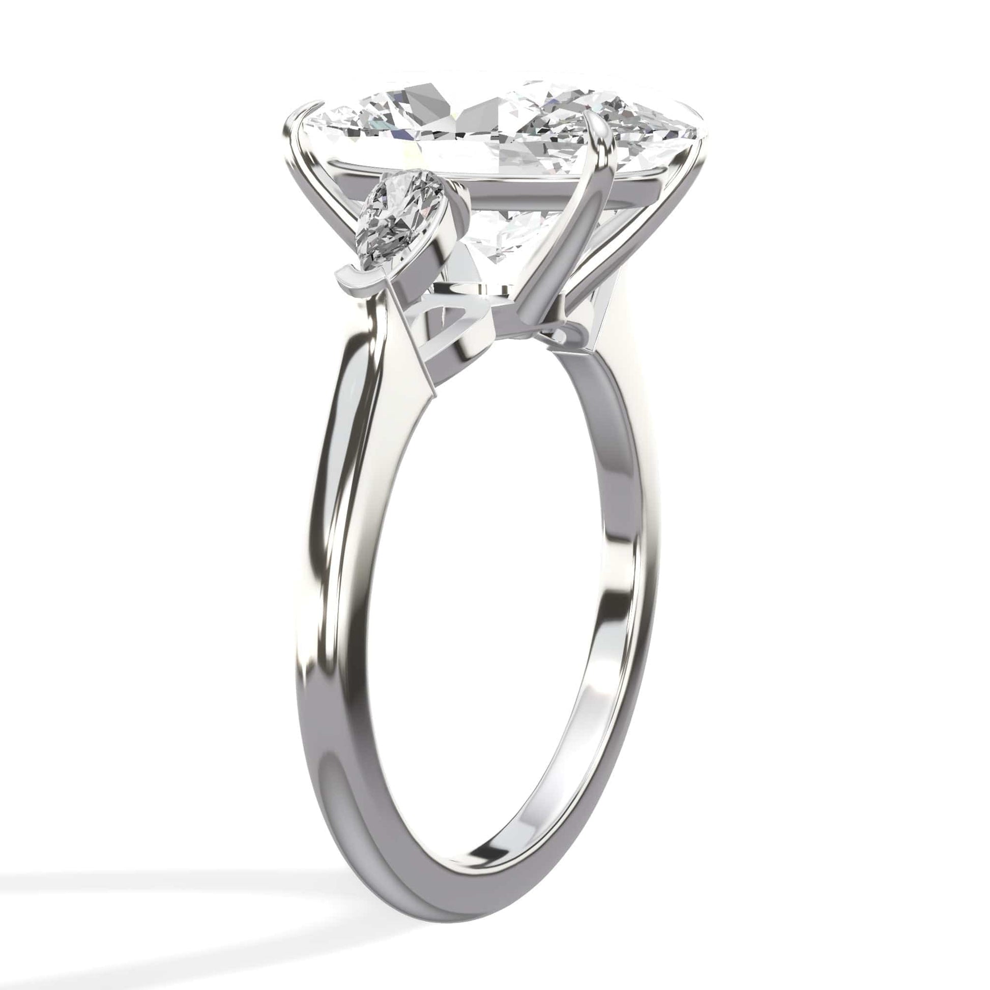 Oval diamond ring in white gold