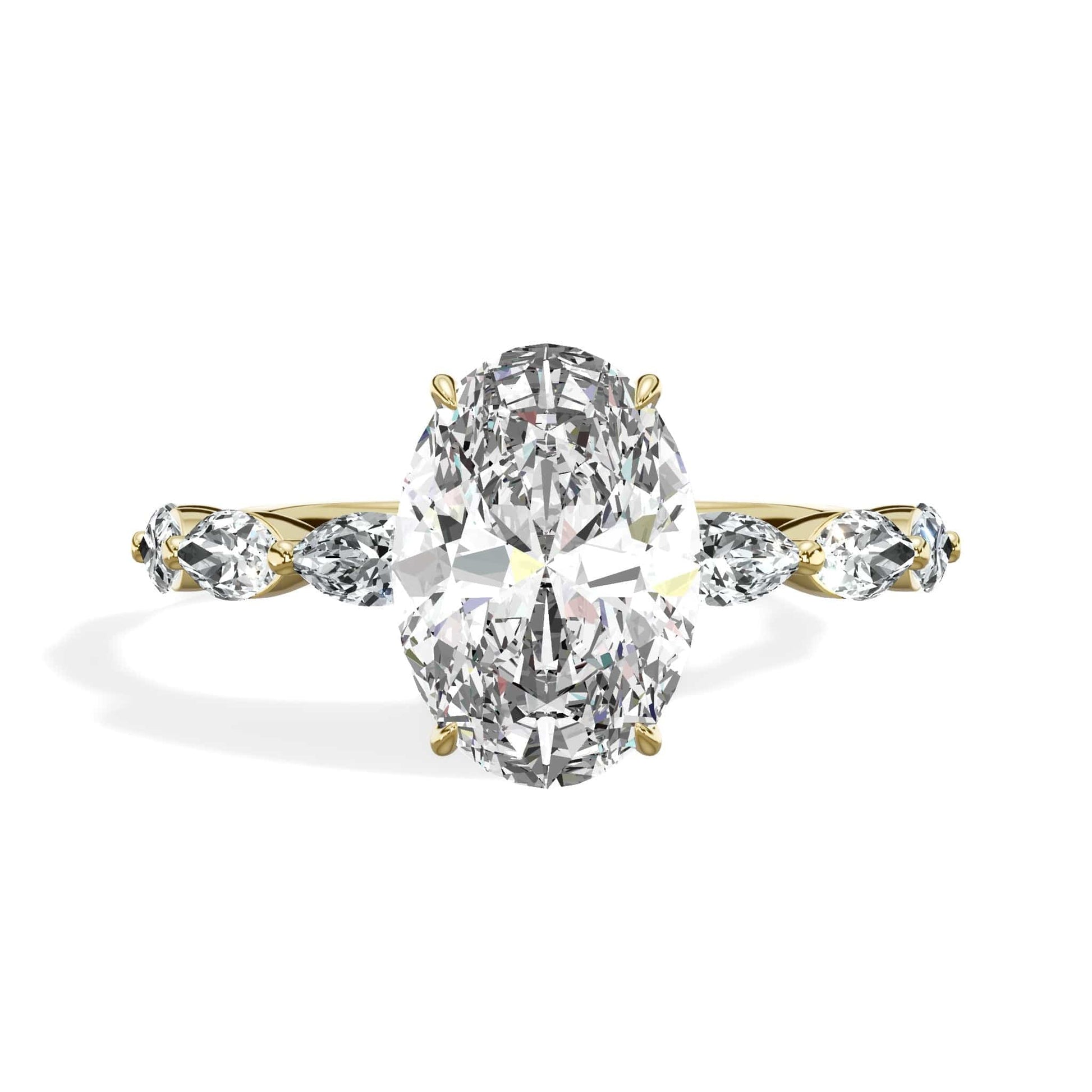Oval diamond ring in yellow gold