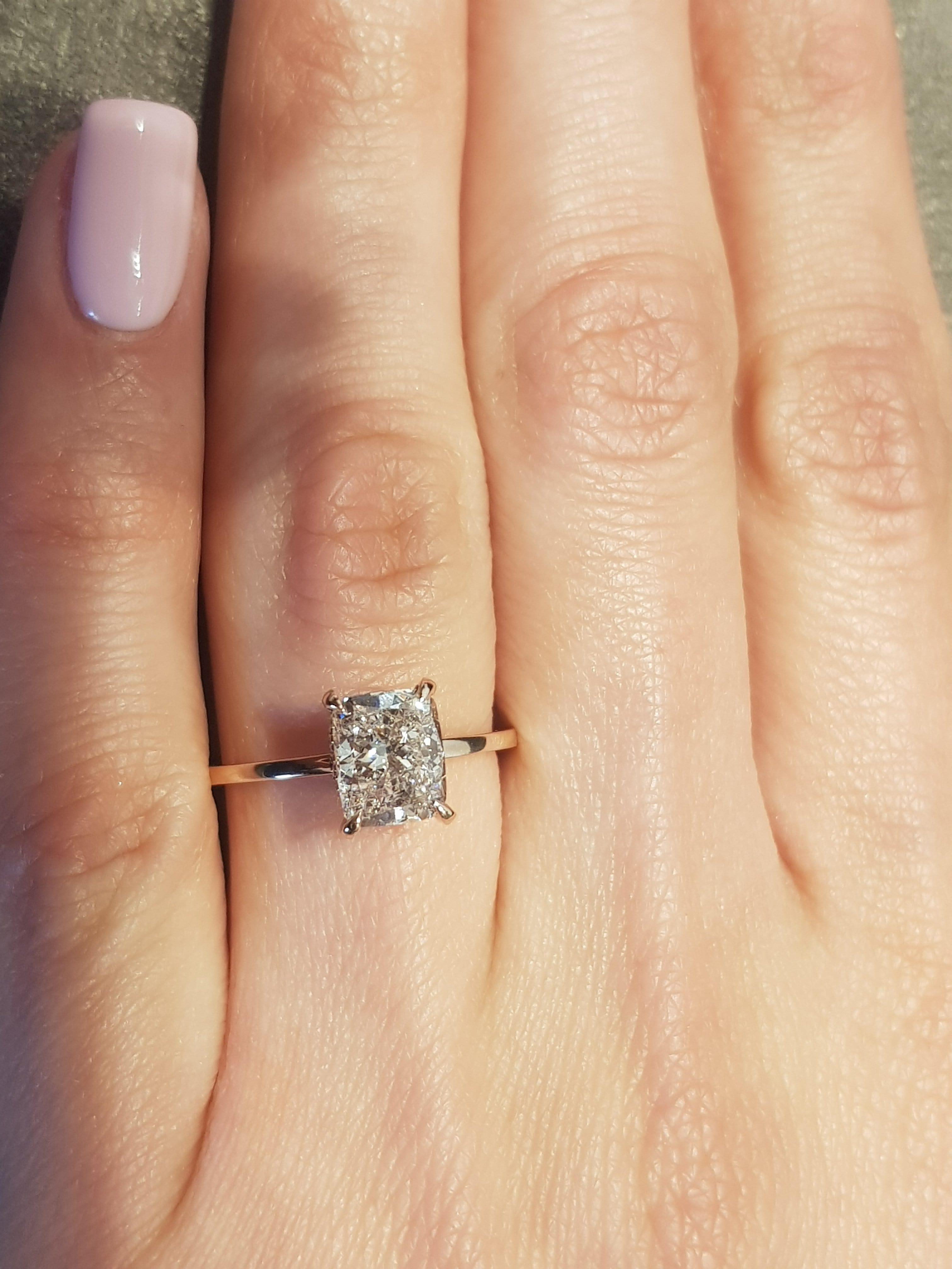 Elongated cushion cut diamond Clearance