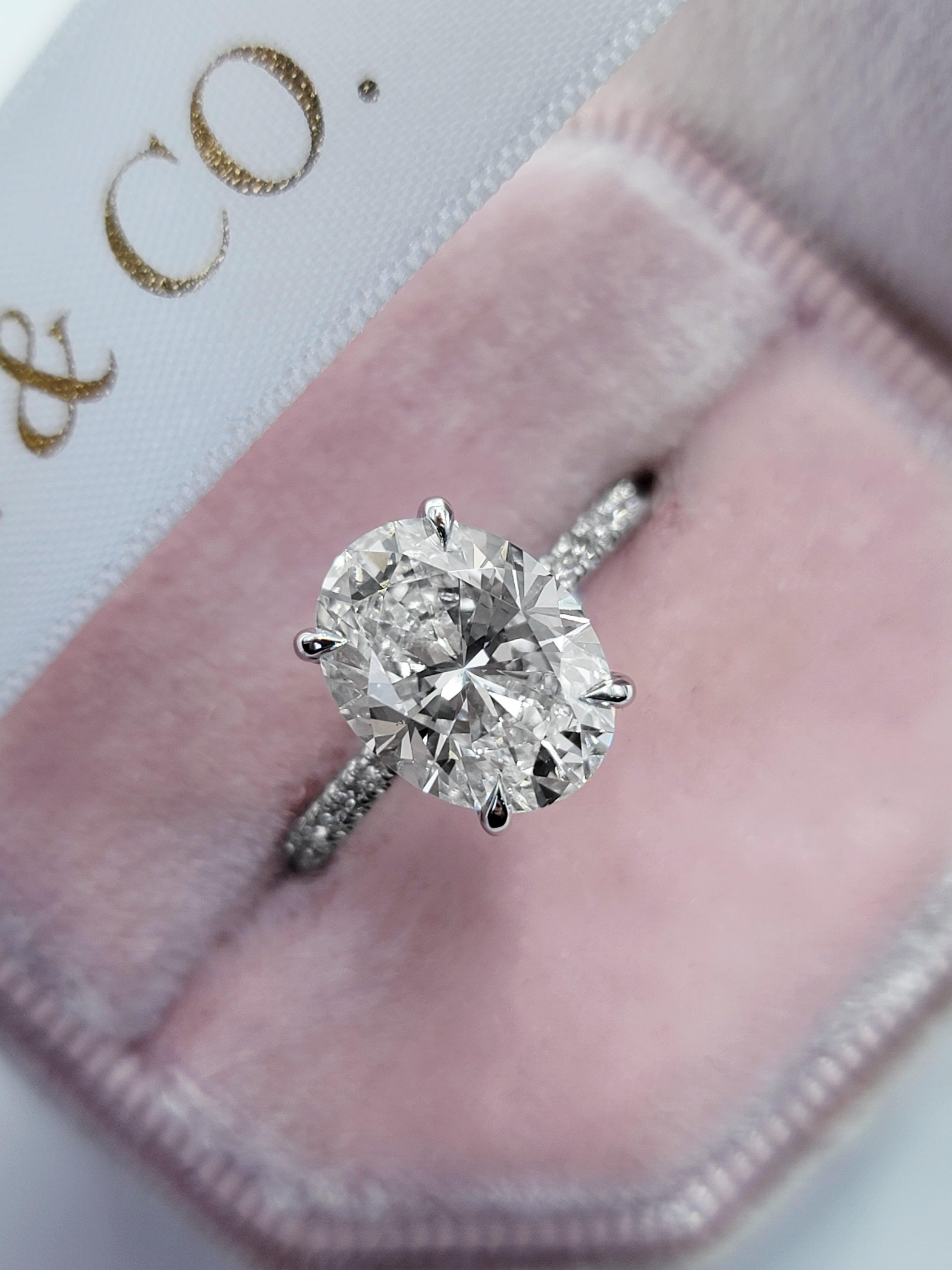 3 carat diamond ring with side stones Clearance