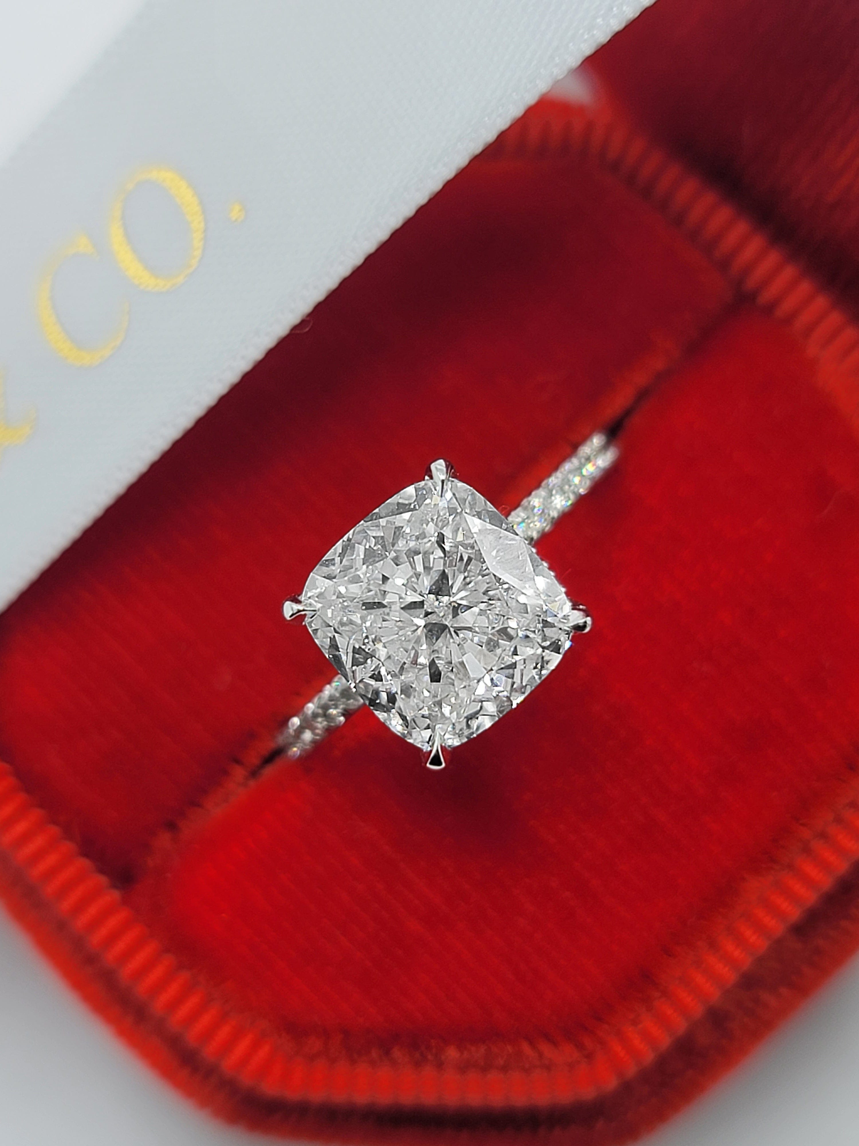 Cushion Cut No Halo Diamond Engagement Rings Lab Grown