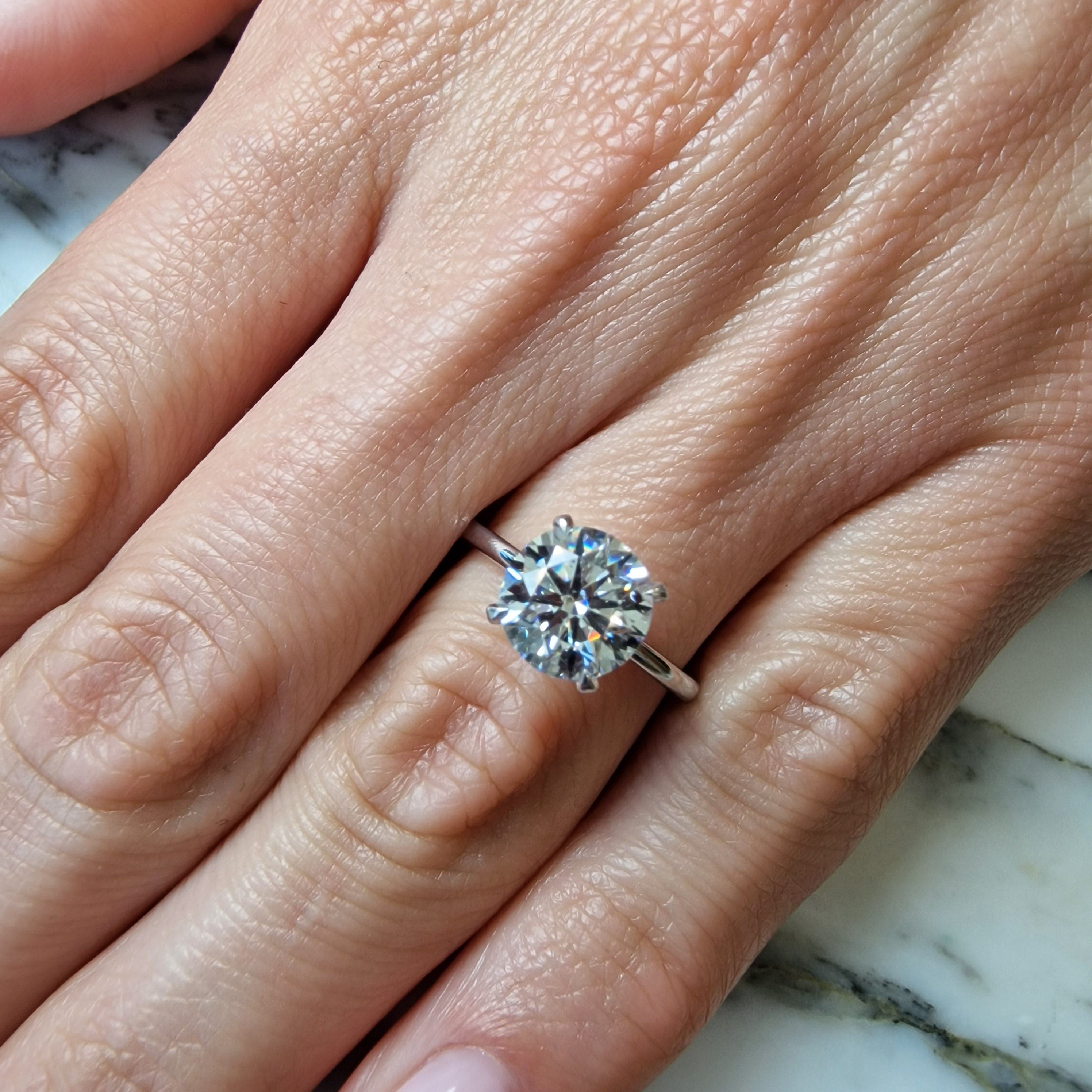 Cheap 2ct diamond engagement ring Clearance