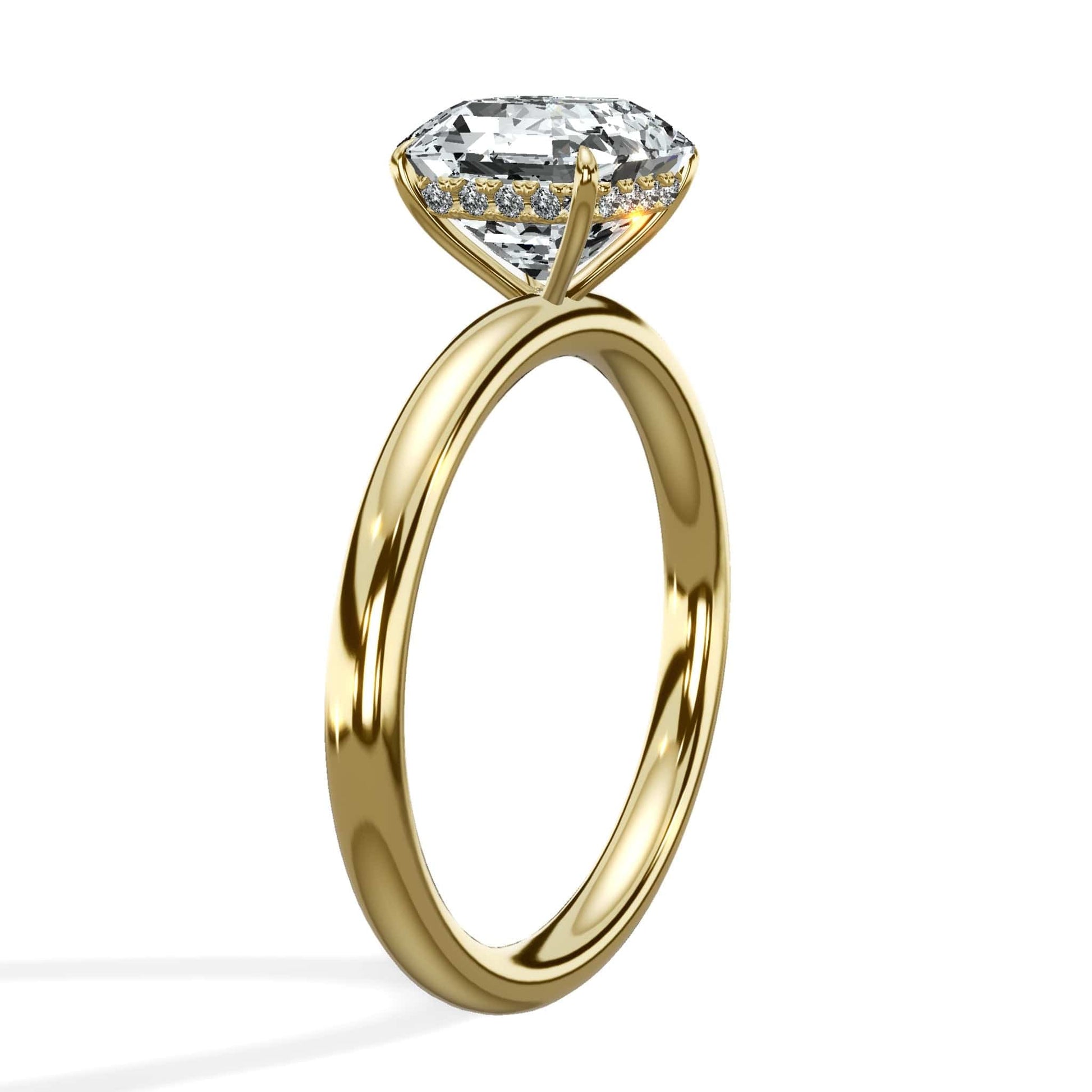 Asscher cut diamond ring in yellow gold