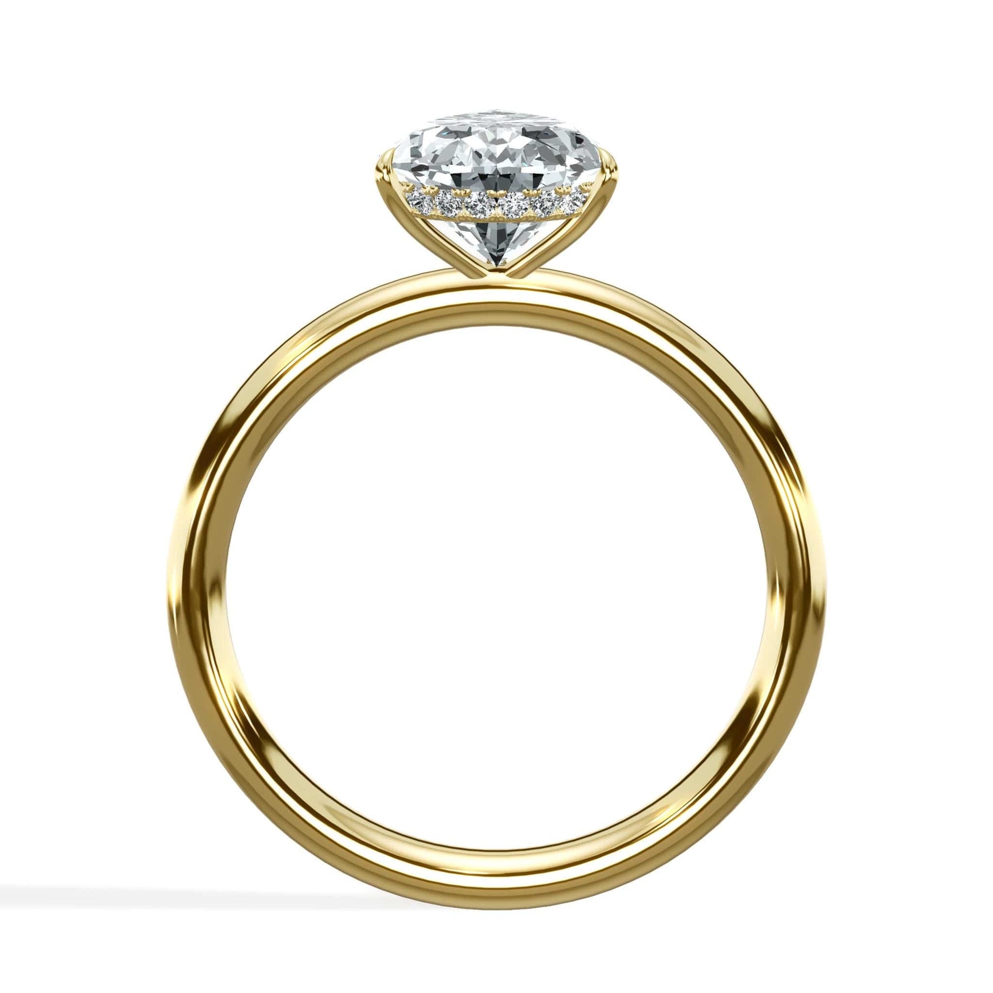 Pear diamond ring in yellow gold