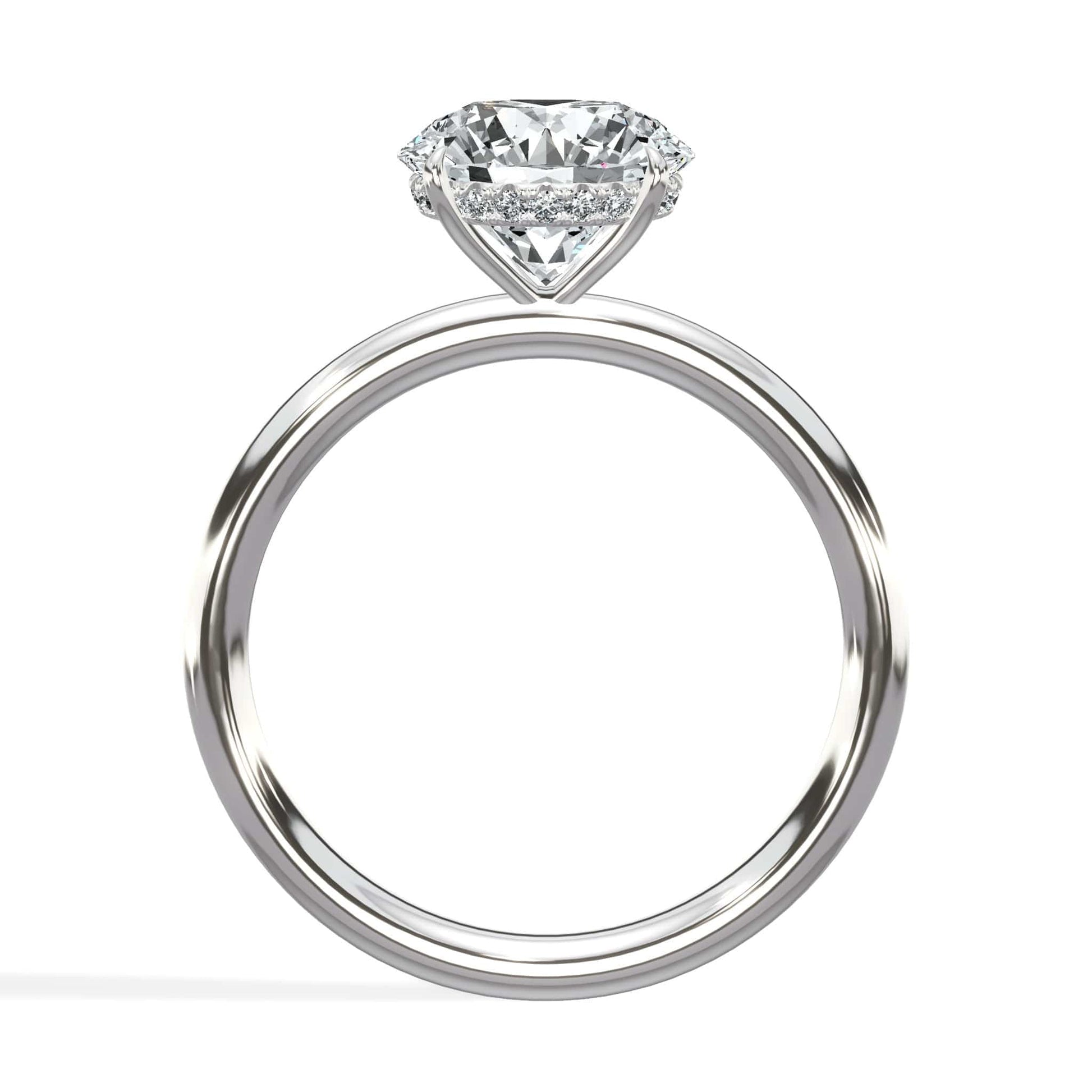 Round diamond ring in white gold