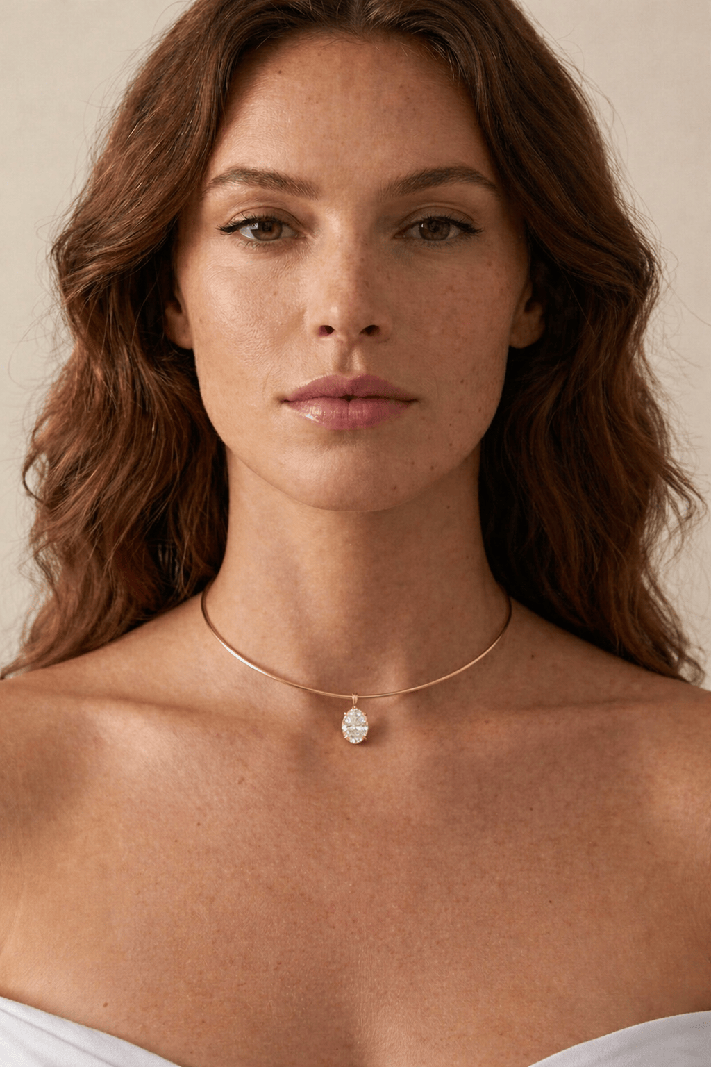 The Aura 2ct Oval Diamond Collar Necklace in 14K Yellow Gold
