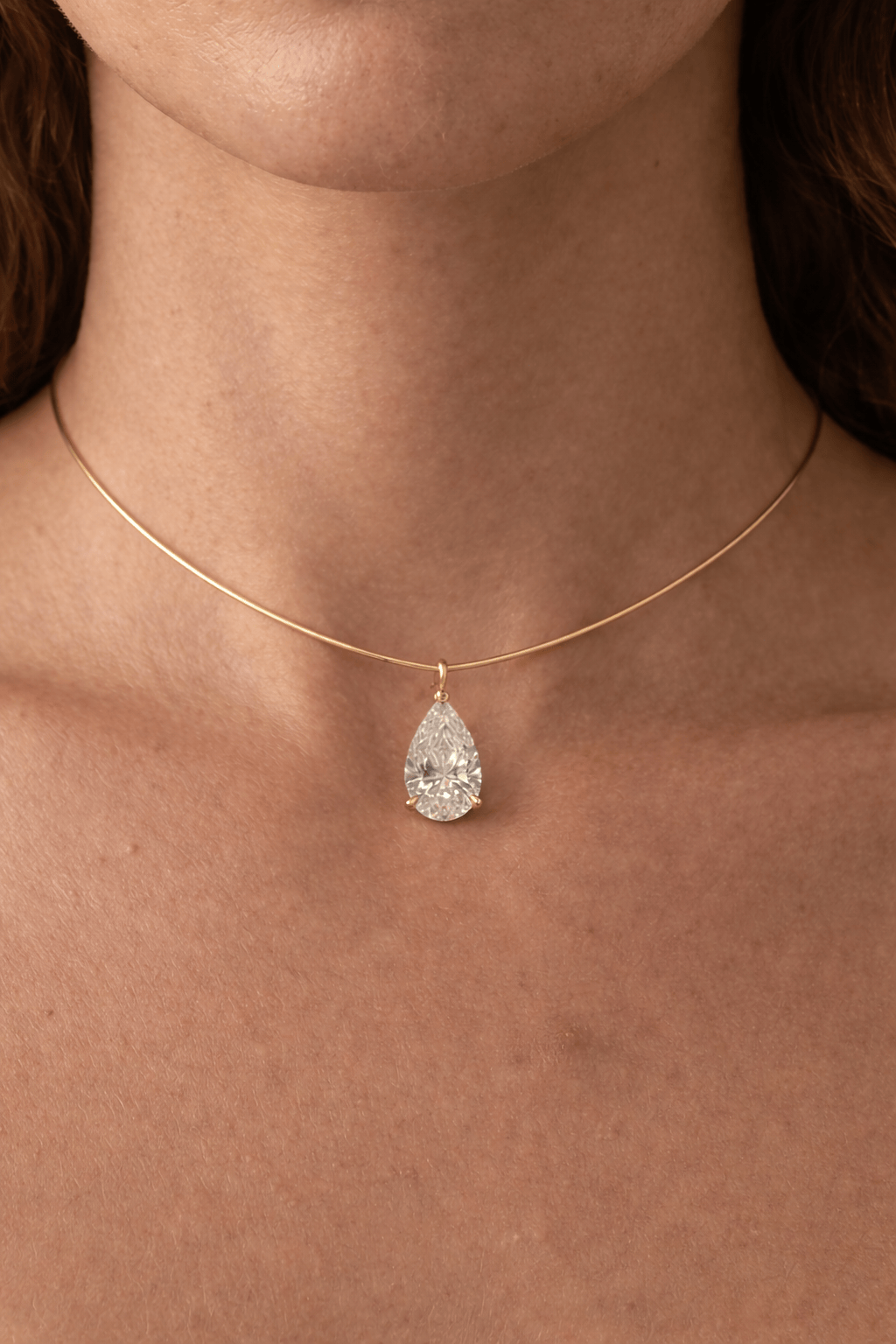The Aura 2ct Pear Diamond Collar Necklace in 14K Yellow Gold