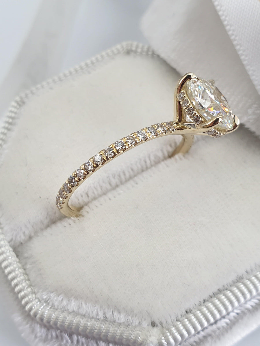 2.55 Carats Round Brilliant Cut Micropave Side Stones Diamond Engagement Ring - BenzDiamonds