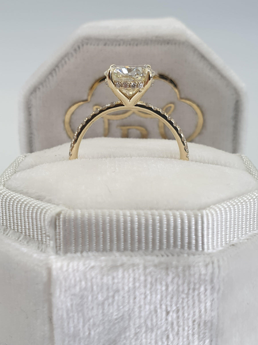2.55 Carats Round Brilliant Cut Micropave Side Stones Diamond Engagement Ring - BenzDiamonds