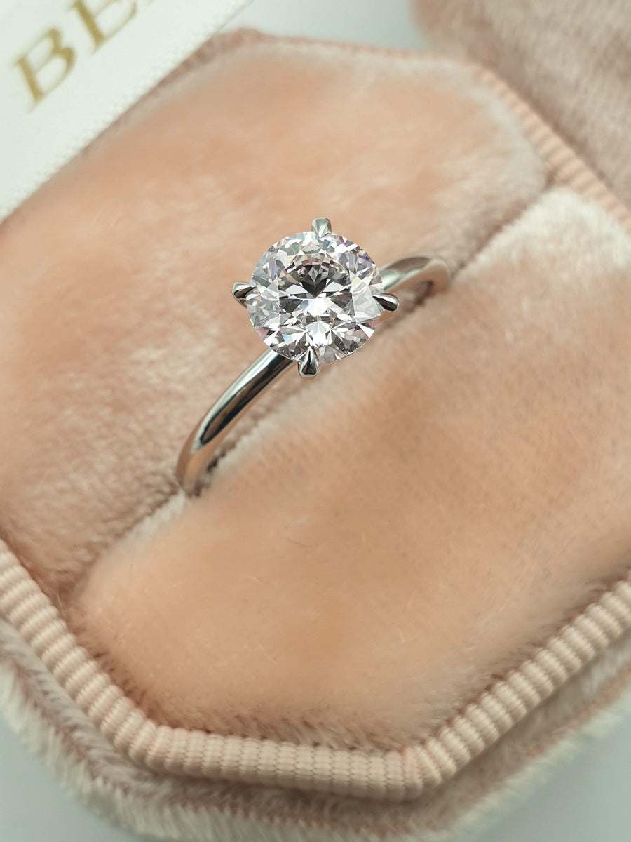 1 Carat Round Brilliant Cut Diamond Engagement Ring