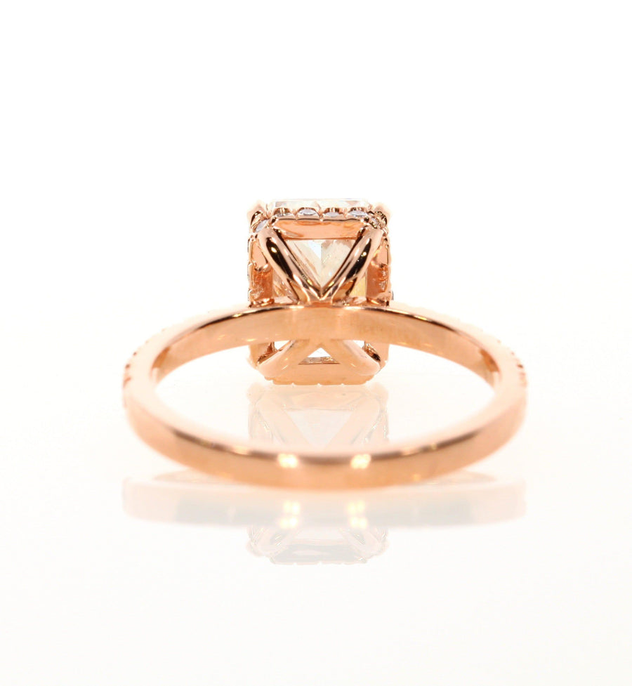 2.50 ct Radiant Cut Diamond Engagement Ring in Rose Gold Benz
