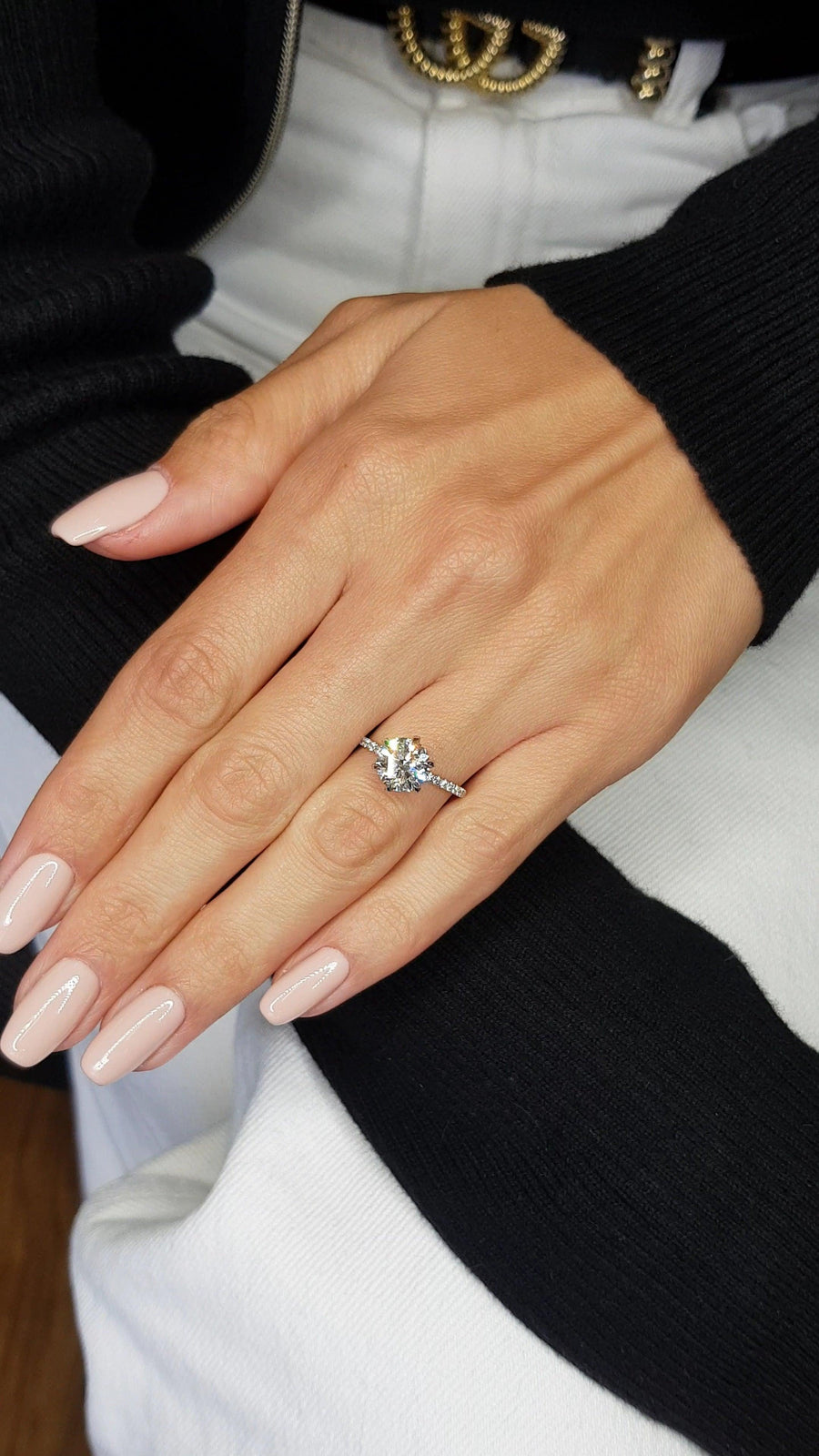 2.53 Carats Round Brilliant Cut Micropave Side Stones Accented Prongs Diamond Engagement Ring - BenzDiamonds
