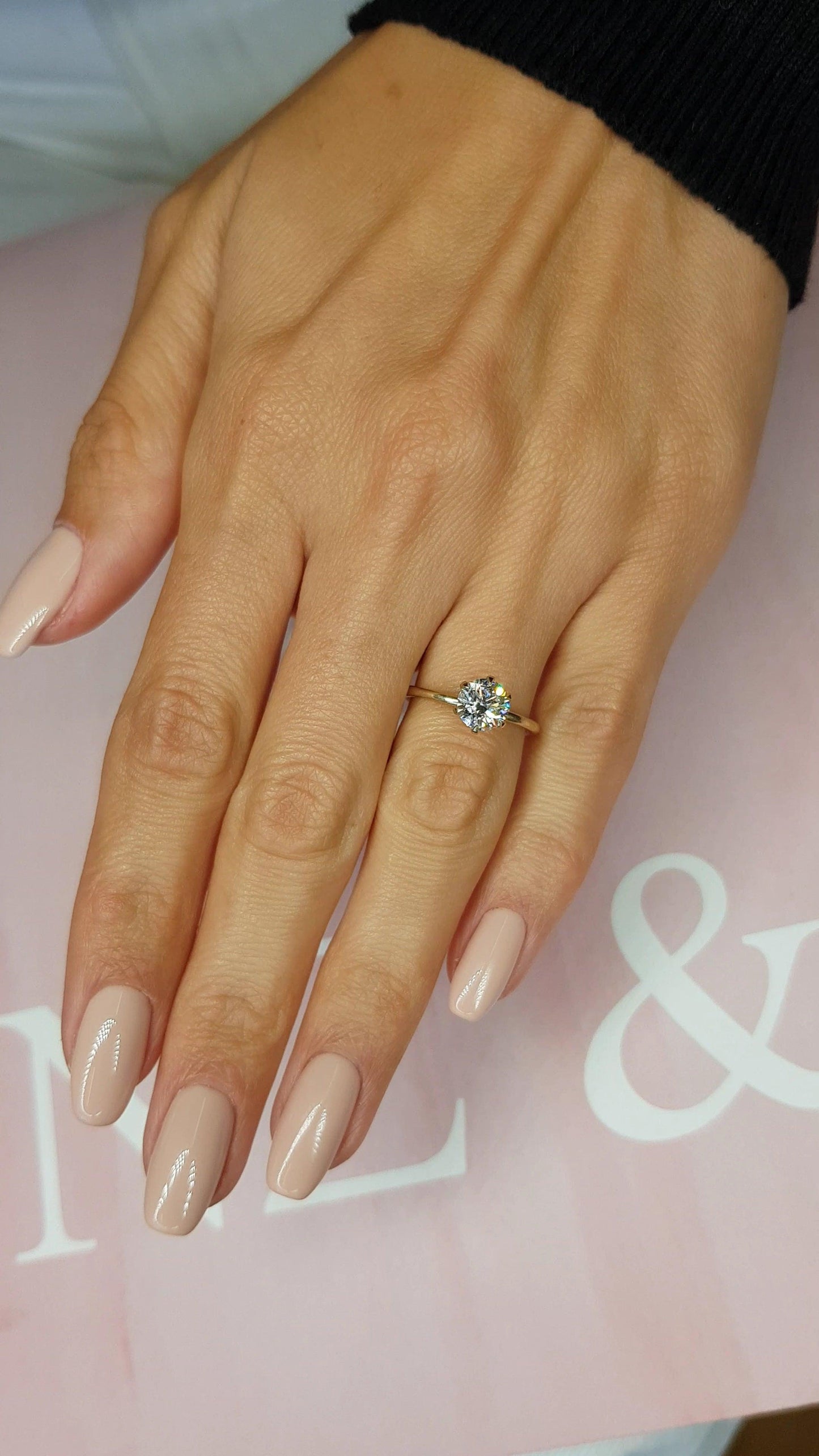 1.01 Carat Round Brilliant Cut Six Prongs Diamond Engagement Ring in Yellow Gold - BenzDiamonds