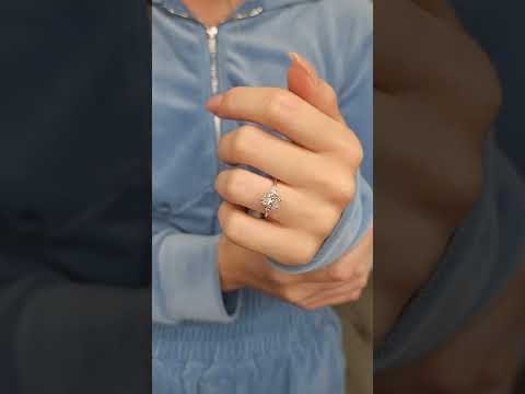 1.78 Carats Oval Cut with Pear Shape Side Stones Diamond Engagement Ring