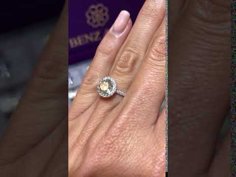 1.41 ct Round Brilliant Cut Diamond Engagement Ring